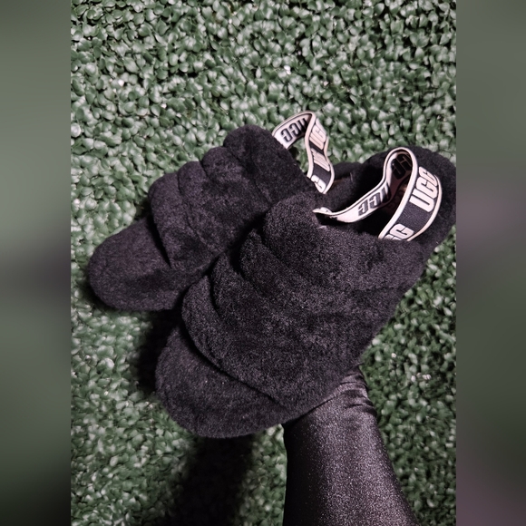 UGG Black Fluffy Slippers - Picture 6 of 8